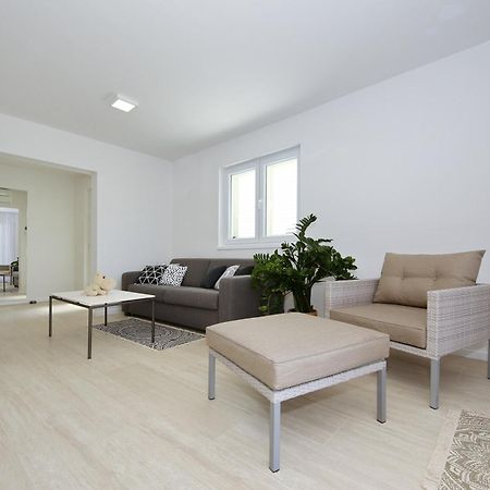 Valadar Apartments Привлака Екстер'єр фото
