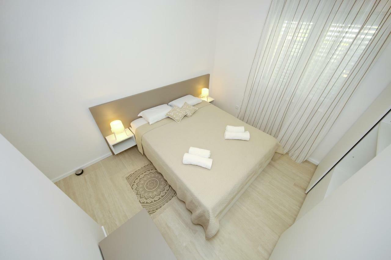 Valadar Apartments Привлака Екстер'єр фото