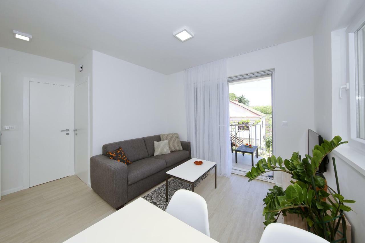 Valadar Apartments Привлака Екстер'єр фото