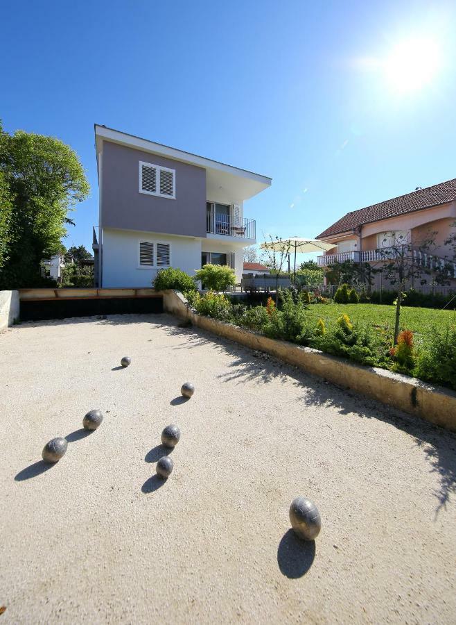 Valadar Apartments Привлака Екстер'єр фото