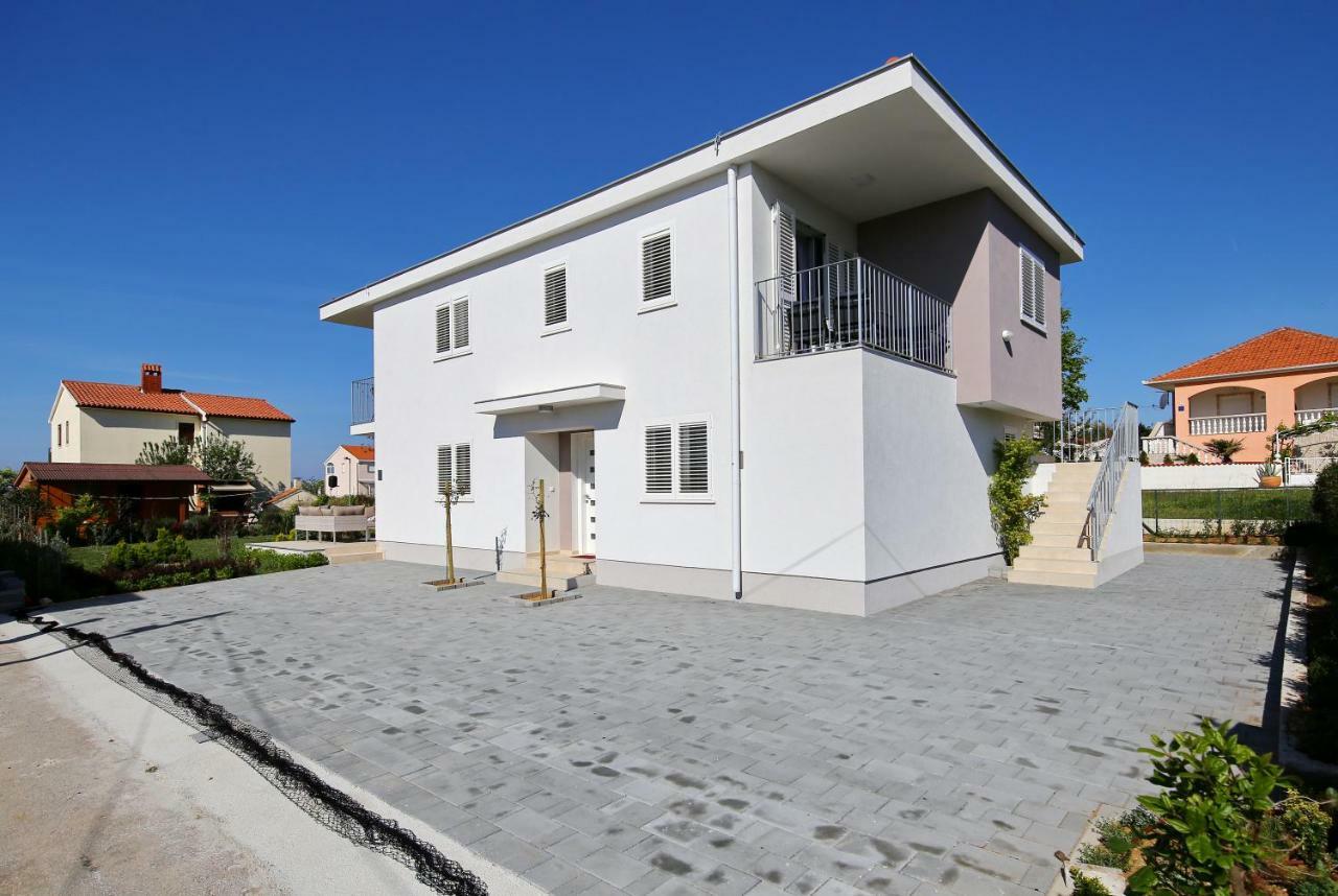 Valadar Apartments Привлака Екстер'єр фото