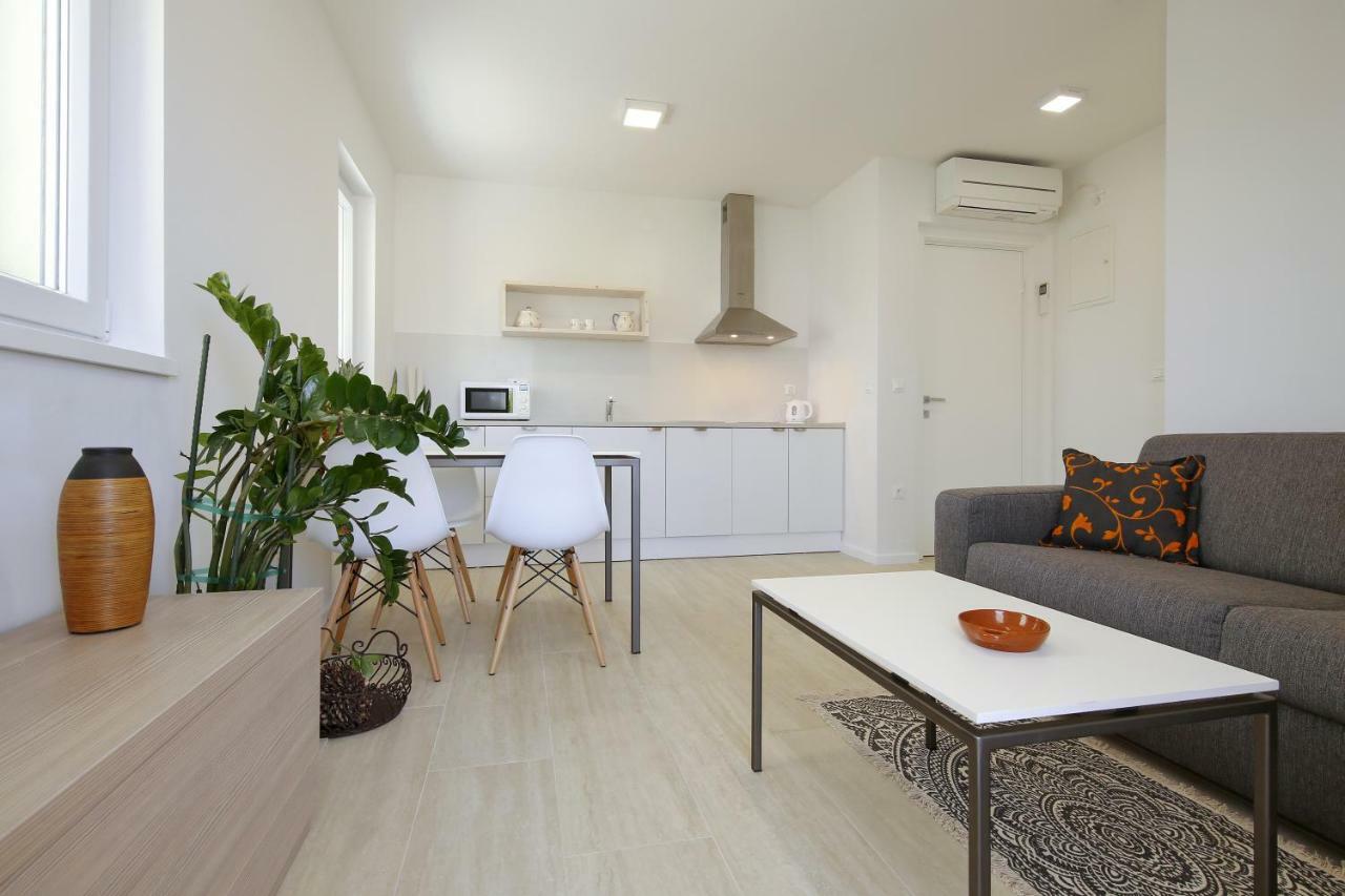Valadar Apartments Привлака Екстер'єр фото